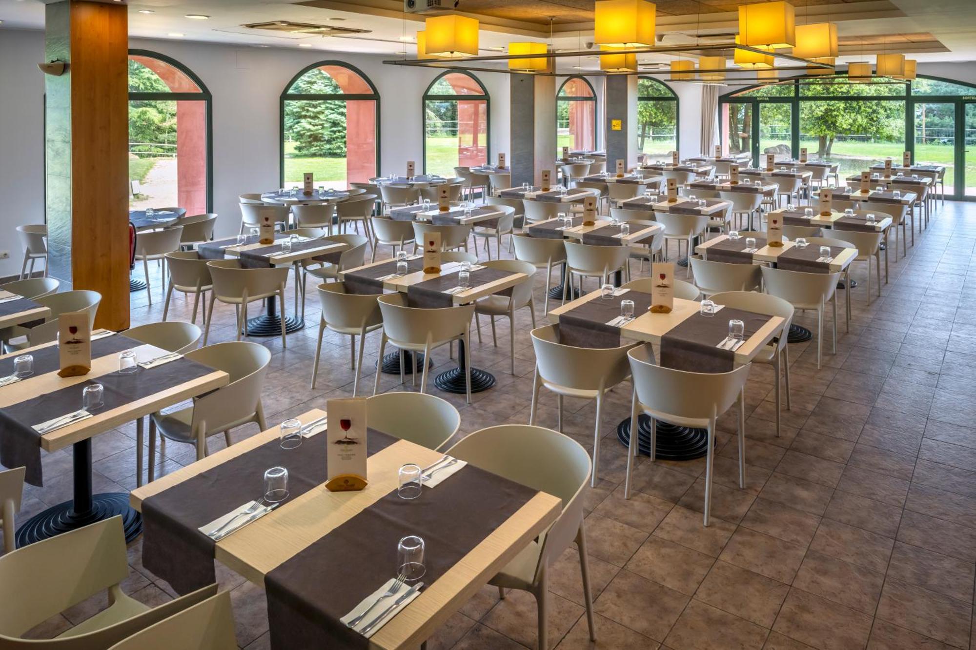 Vilar Rural De Sant Hilari Sacalm By Serhs Hotels Екстер'єр фото