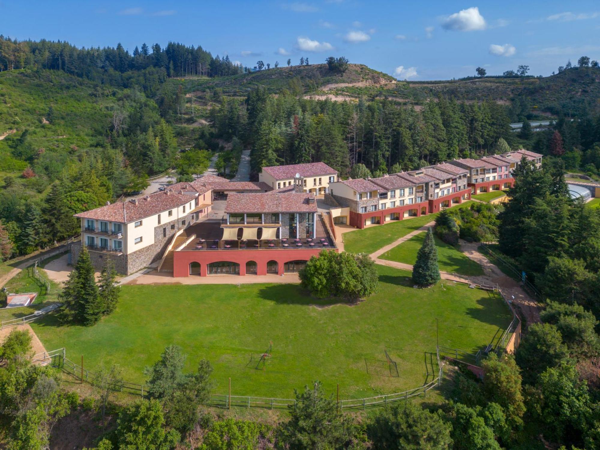 Vilar Rural De Sant Hilari Sacalm By Serhs Hotels Екстер'єр фото